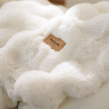 Load image into Gallery viewer, Bedsure Cloud Blanket – Fluffy Bubble Faux Fur Throw
