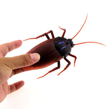 Load image into Gallery viewer, RC Cockroach Toy - Gifteee Unique & Unusual gifts, Cool gift ideas