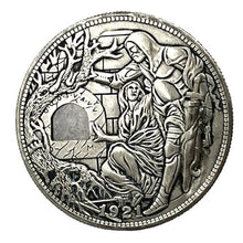 Load image into Gallery viewer, Movable Mechanical Challenge Coin - Gifteee Unique & Unusual gifts, Cool gift ideas