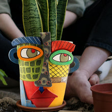 Load image into Gallery viewer, Abstract Face Planters Pots