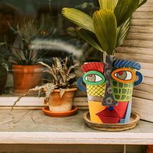 Load image into Gallery viewer, Abstract Face Planters Pots