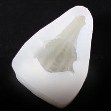 Load image into Gallery viewer, 3D Dragon Mold - Gifteee Unique & Unusual gifts, Cool gift ideas