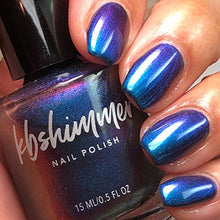 Load image into Gallery viewer, Shade Shifter Multichrome Nail Polish - Gifteee Unique & Unusual gifts, Cool gift ideas