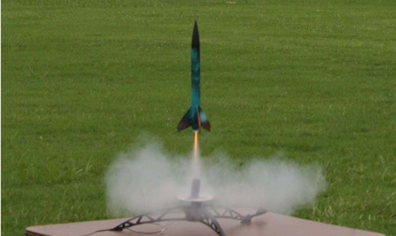 Quest Micro Rocket