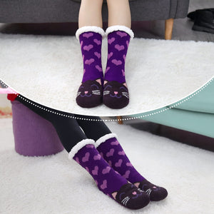 LINEMIN Fuzzy Slipper Socks – Cozy Comfort for Winter