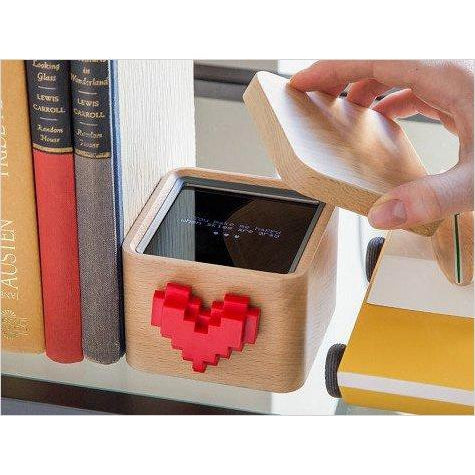 Spinning Heart Messenger - Gifteee. Find cool & unique gifts for men, women and kids