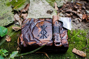 Straight razor warrior axe in Viking Celtic Nordic style - Gifteee. Find cool & unique gifts for men, women and kids