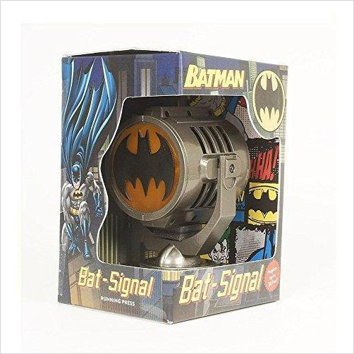 Batman: Metal Die-Cast Bat-Signal - Gifteee Unique & Unusual gifts, Cool gift ideas